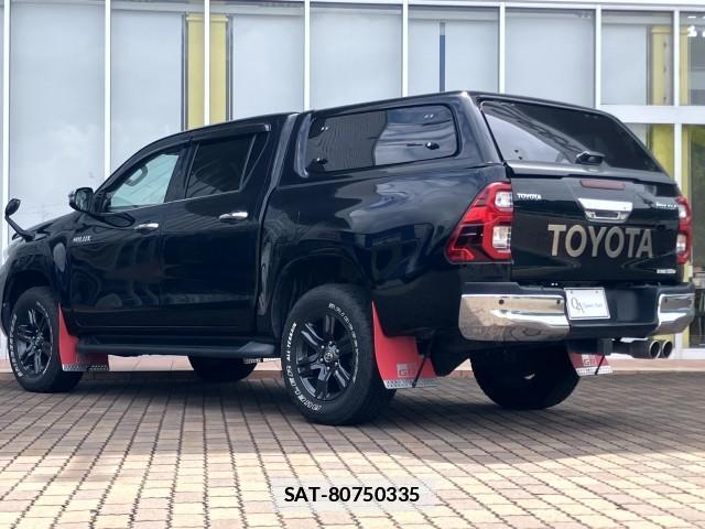 Toyota HILUX 2021-11 7809834-2