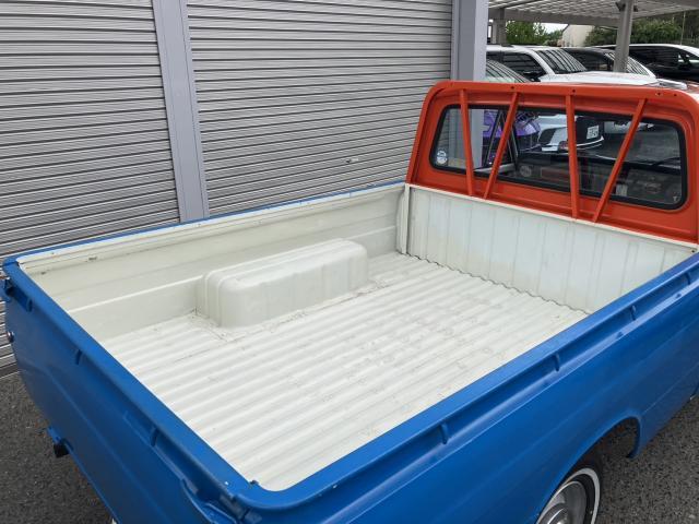 Toyota HILUX 1968 7810218-7