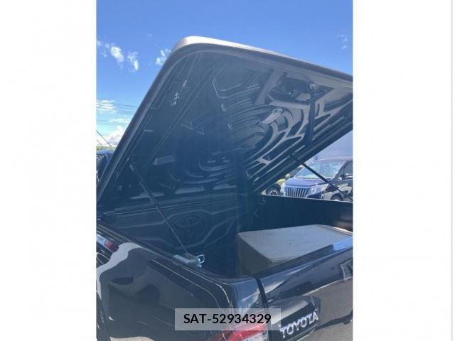 Toyota HILUX 2024-01 7810514-3