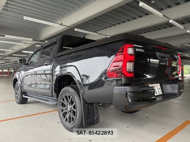 Toyota HILUX 2022-11 7810530-2