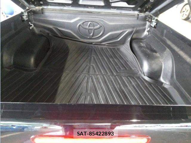 Toyota HILUX 2022-11 7810530-4