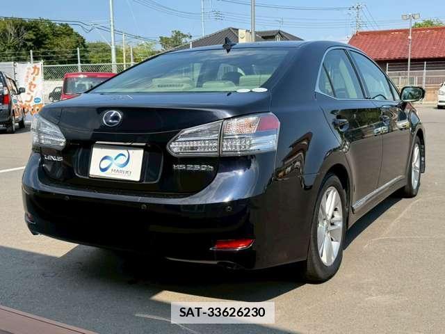 Lexus HS 2010-01 7795596-1