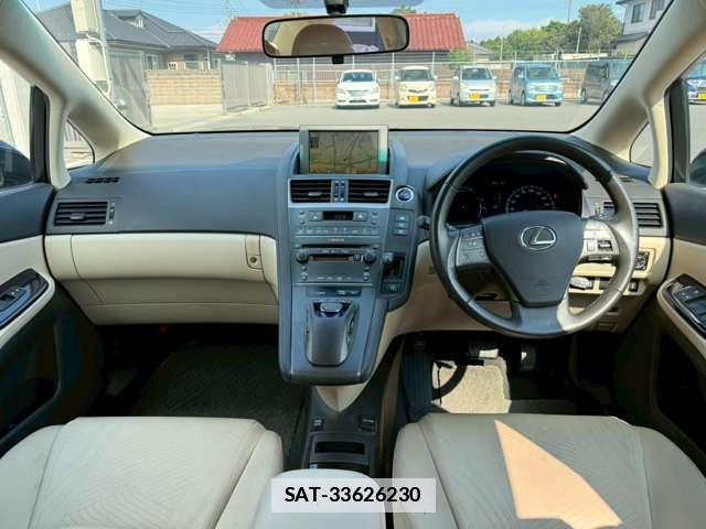 Lexus HS 2010-01 7795596-4