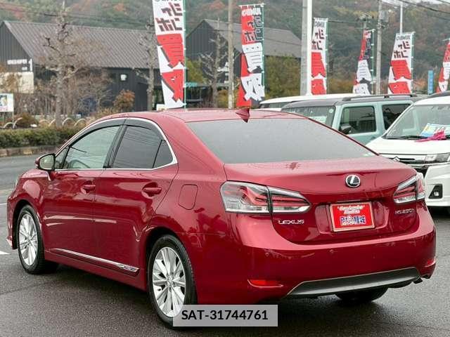 Lexus HS 2015-09 7795618-1