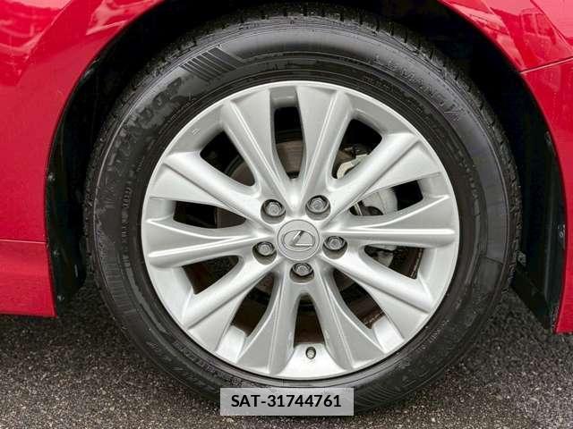 Lexus HS 2015-09 7795618-10