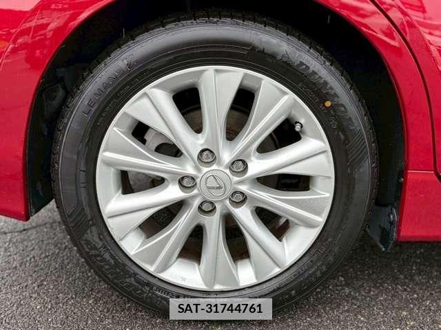 Lexus HS 2015-09 7795618-11