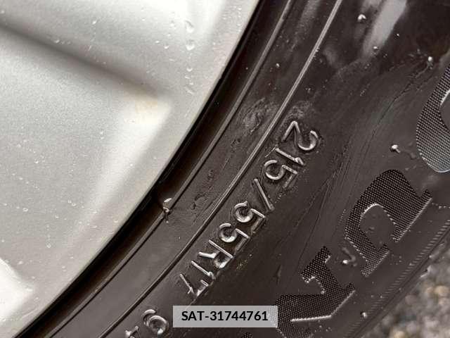 Lexus HS 2015-09 7795618-14