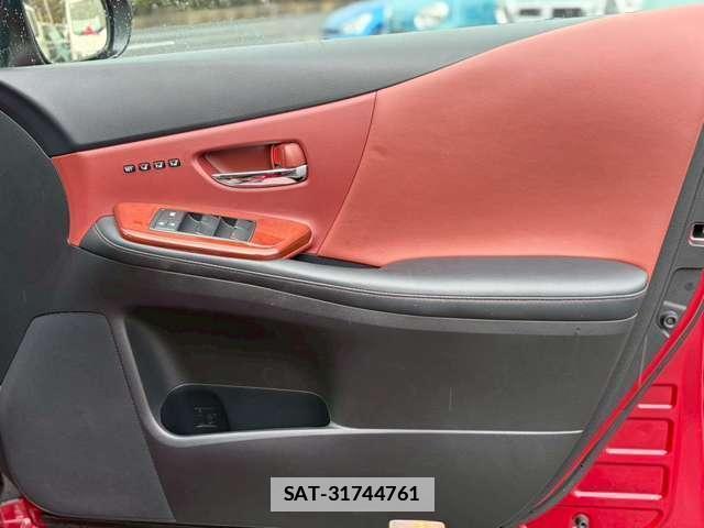 Lexus HS 2015-09 7795618-17