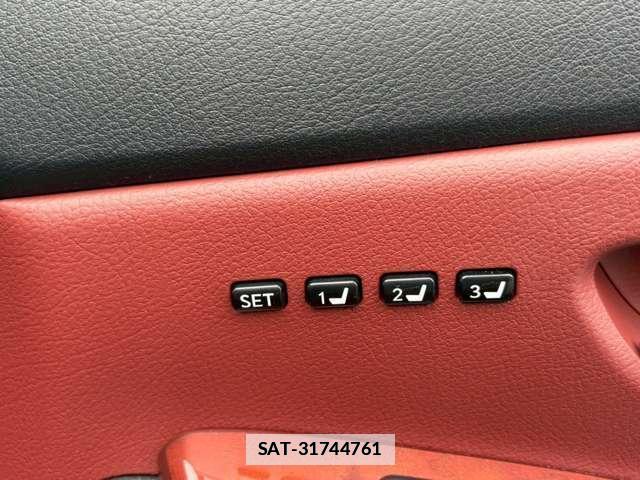 Lexus HS 2015-09 7795618-18