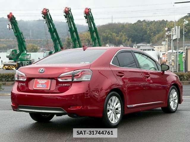 Lexus HS 2015-09 7795618-5