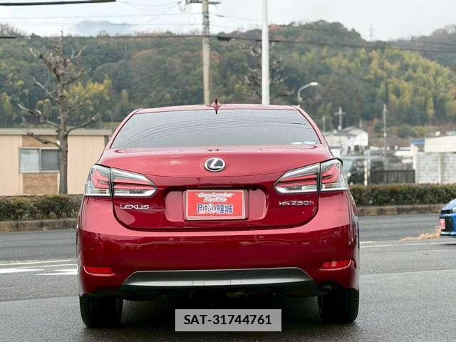 Lexus HS 2015-09 7795618-6