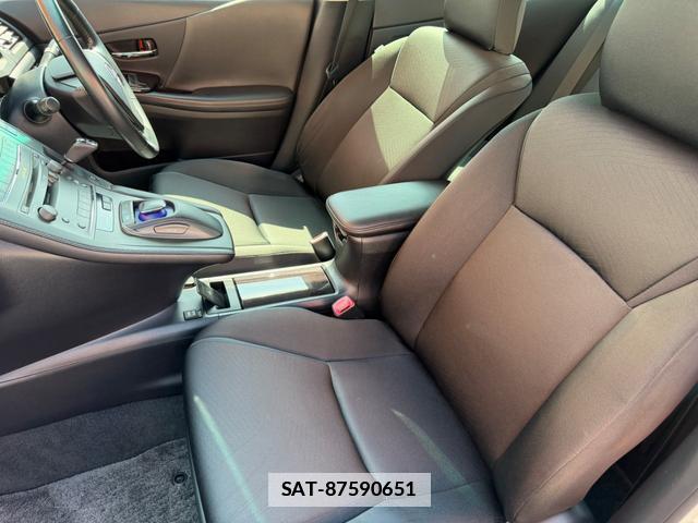 Lexus HS 2010-03 7796974-5