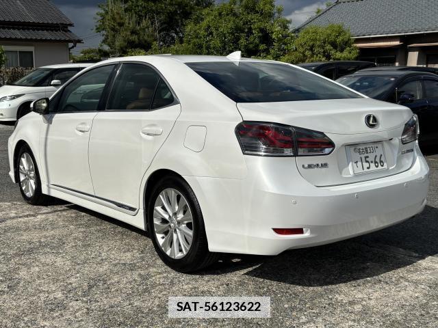 Lexus HS 2016-01 7801828-1