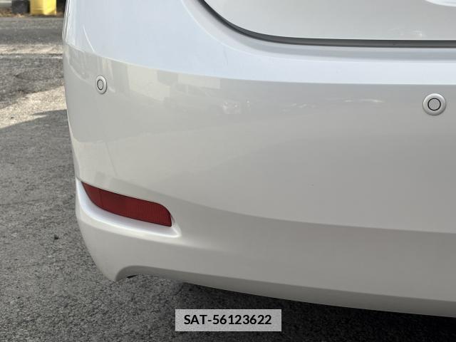 Lexus HS 2016-01 7801828-17