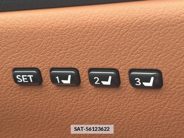 Lexus HS 2016-01 7801828-5