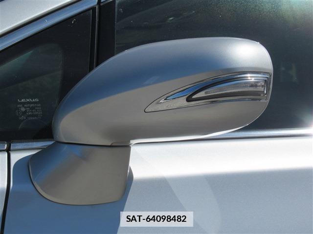 Lexus HS 2013-01 7802697-15