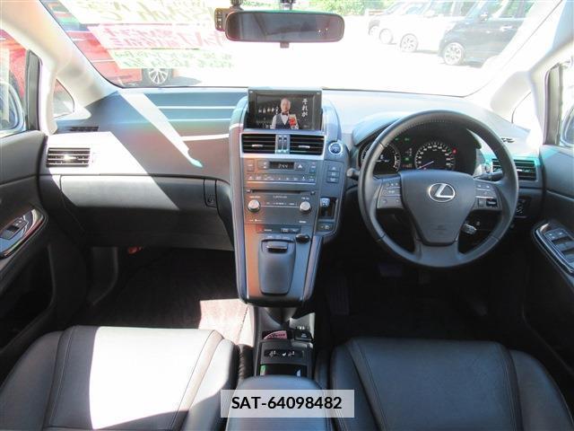 Lexus HS 2013-01 7802697-3