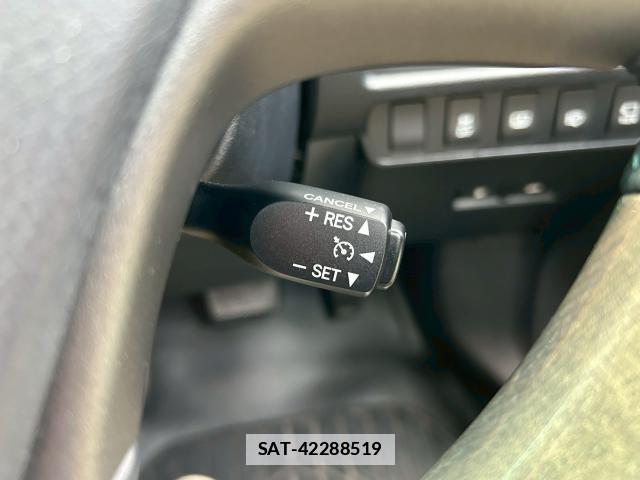 Lexus HS 2011-05 7805693-6