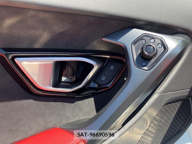 Lamborghini Huracan 2018-04 7801770-5