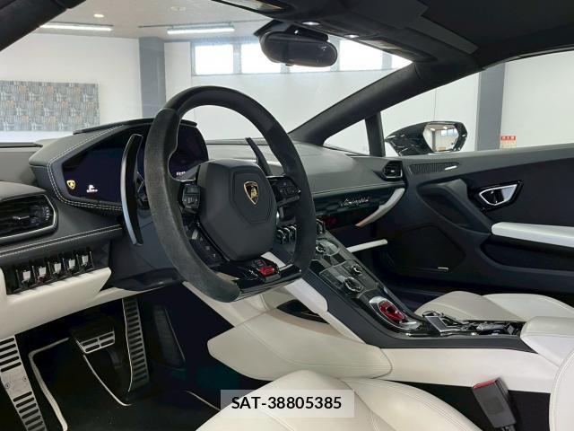 Lamborghini Huracan 2016-09 7808538-2
