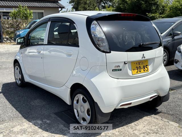 Mitsubishi I-MIEV 2014-03 7801831-1