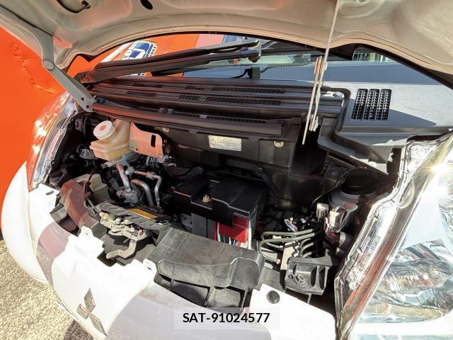 Mitsubishi I-MIEV 2014-03 7801831-7