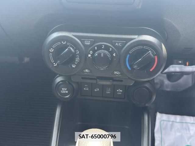 Suzuki IGNIS 2018-03 7801758-15