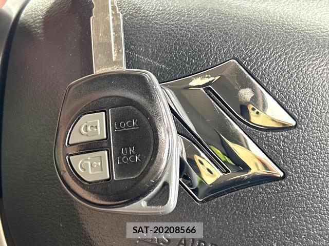 Suzuki IGNIS 2016-03 7804583-5