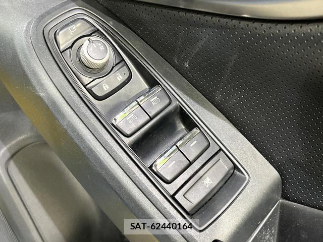 Subaru IMPREZA SPORTS 2017-01 7799553-12