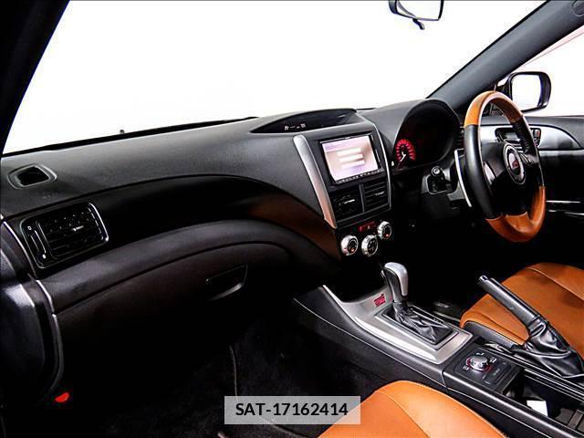 Subaru IMPREZA 2013-06 7802854-17