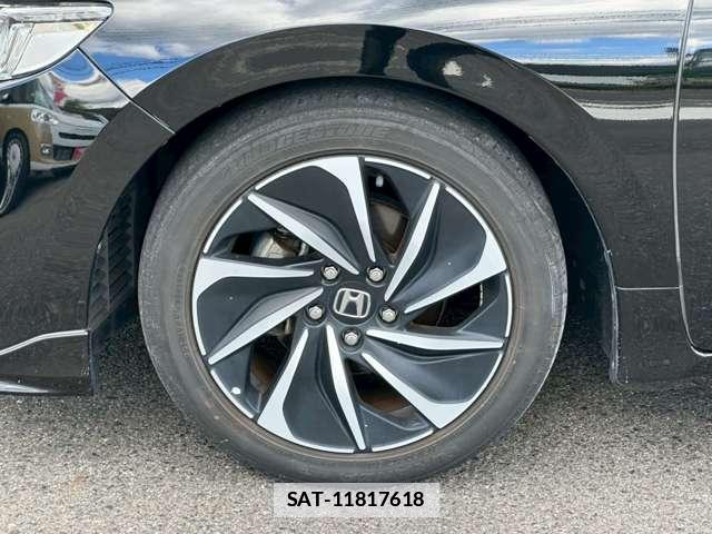 Honda INSIGHT 2019-02 7795649-16