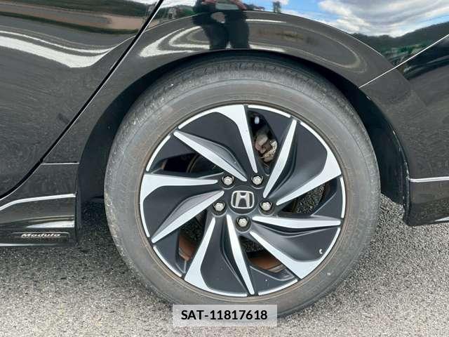 Honda INSIGHT 2019-02 7795649-17