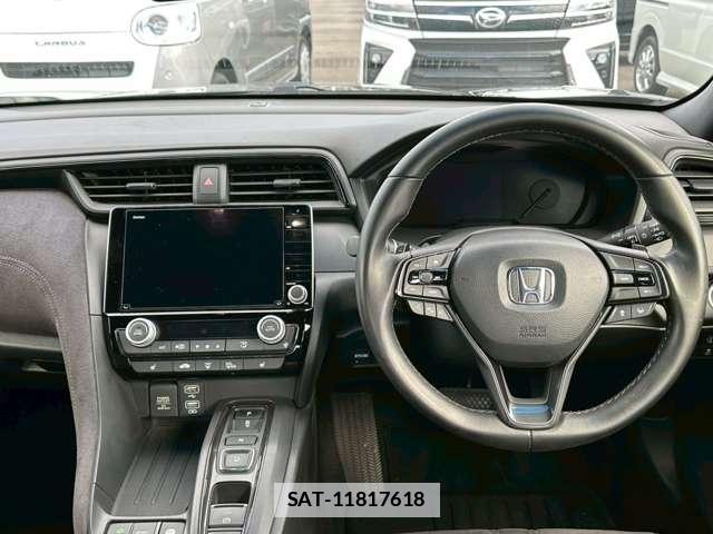 Honda INSIGHT 2019-02 7795649-2