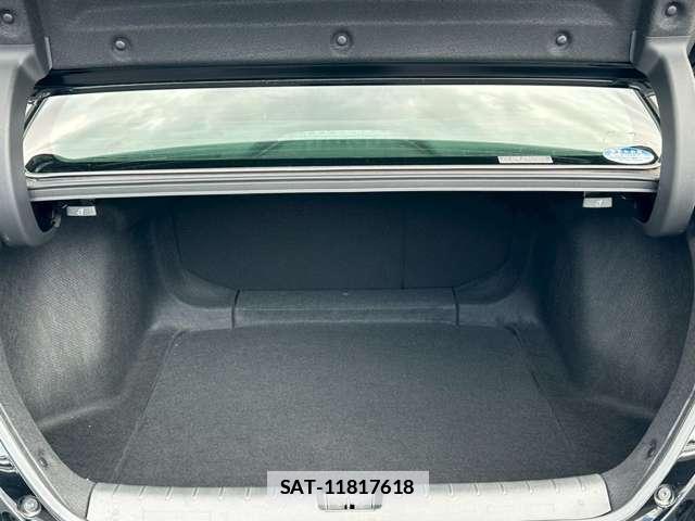 Honda INSIGHT 2019-02 7795649-9