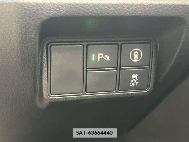 Honda INSIGHT 2019-07 7795726-12
