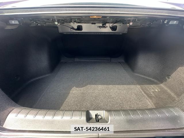 Honda INSIGHT 2019-08 7803498-15