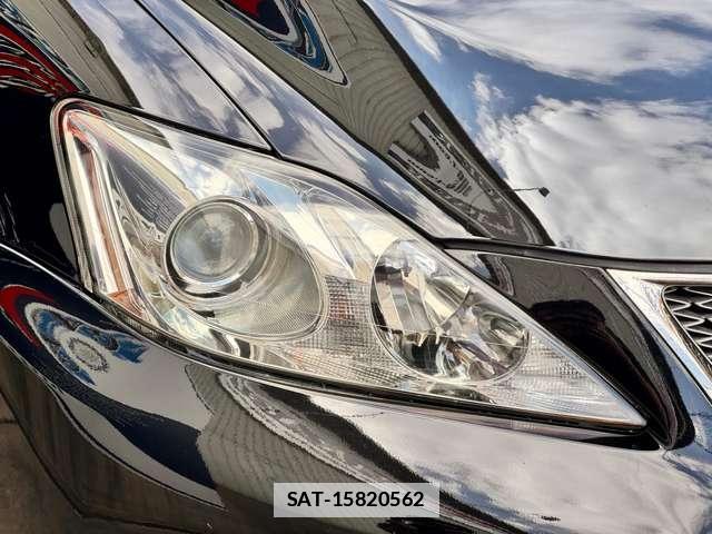 Lexus IS F 2009-12 7809633-16