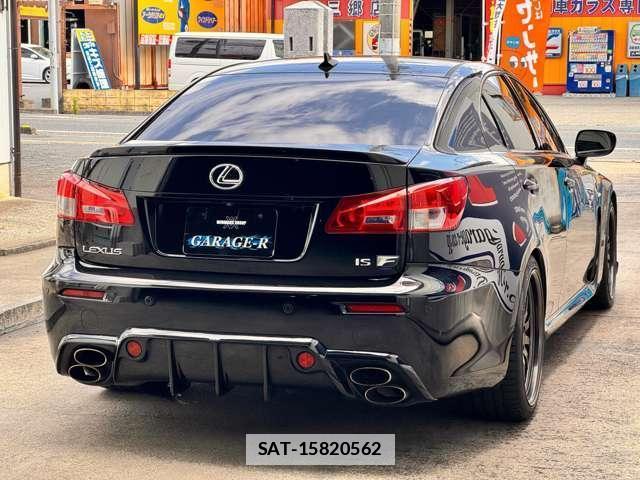 Lexus IS F 2009-12 7809633-7
