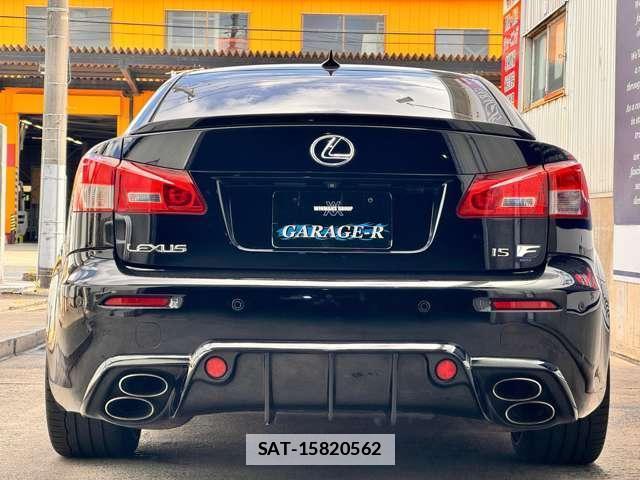 Lexus IS F 2009-12 7809633-9