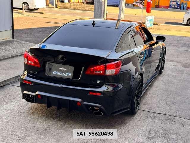Lexus IS F 2009-05 7809652-11