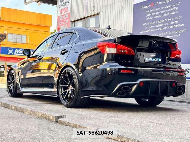 Lexus IS F 2009-05 7809652-7
