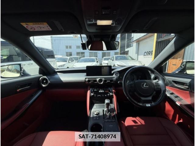 Lexus IS 2022-04 7793837-3
