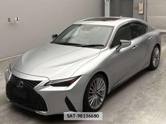 Lexus IS 2021-08 7793843-13