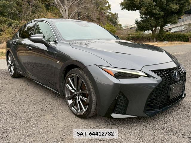 Lexus IS 2021-06 7794370-0