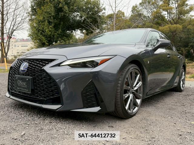 Lexus IS 2021-06 7794370-12