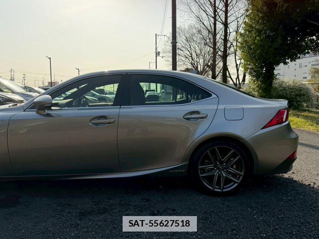 Lexus IS 2014-10 7794397-10