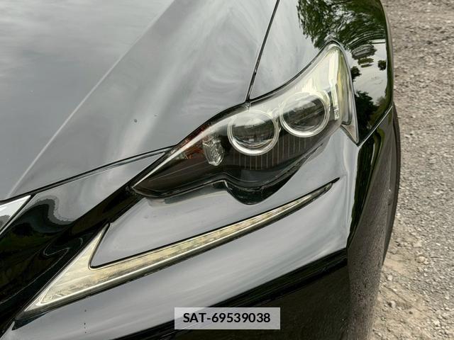 Lexus IS 2014-01 7794413-3