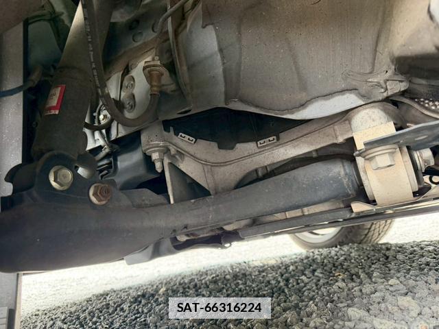 Lexus IS 2014-02 7794415-10