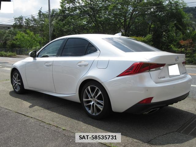 Lexus IS 2017-03 7794688-1