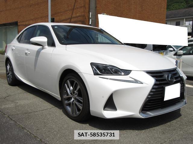 Lexus IS 2017-03 7794688-2